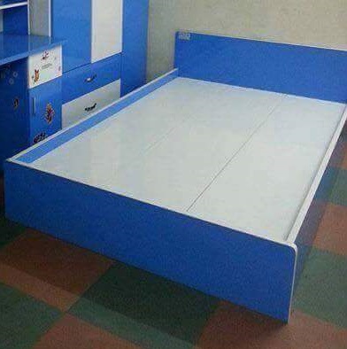 Giường nhựa đài loan GN01